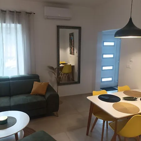 Apartman Konfort 2+2 Pula