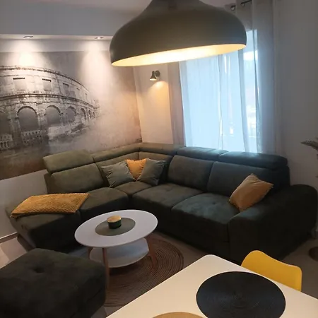 Apartment Apartman Konfort 2+2 Pula