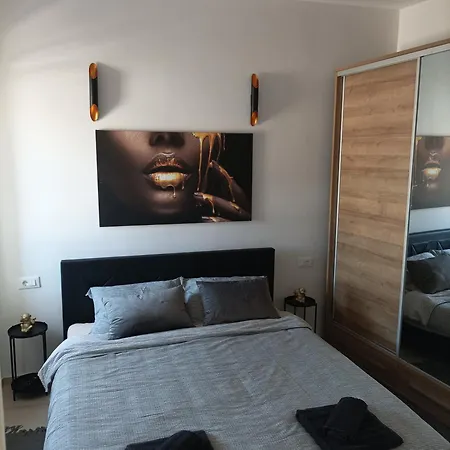 Apartman Konfort 2+2 Pula